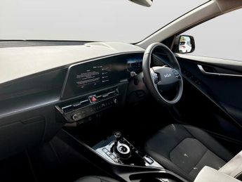 Kia Niro 150kW 3 65kWh 5dr Auto