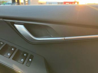Kia Niro 150kW 3 65kWh 5dr Auto