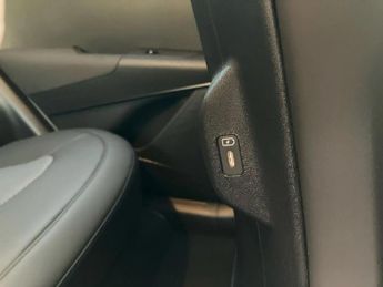 Kia Niro 150kW 3 65kWh 5dr Auto