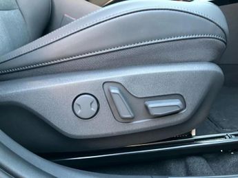 Kia Niro 150kW 3 65kWh 5dr Auto