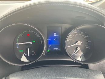 Toyota C-HR 1.8 Hybrid Design 5dr CVT