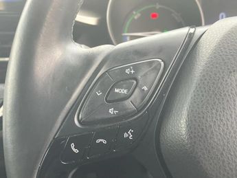 Toyota C-HR 1.8 Hybrid Design 5dr CVT