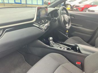 Toyota C-HR 1.8 Hybrid Design 5dr CVT