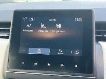 Renault Clio 1.6 E-TECH Hybrid 140 SE Edition 5dr Auto