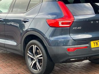 Volvo Xc40 2.0 B4P R DESIGN 5dr Auto