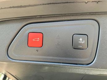 Peugeot 3008 1.6 Hybrid 225 GT Premium 5dr e-EAT8