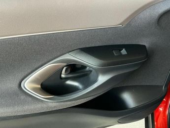 Toyota Yaris Cross 1.5 Hybrid Excel 5dr CVT