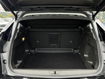 Vauxhall Grandland 1.2 Turbo Ultimate SUV 5dr Petrol Auto Euro 6 (s/s) (130 ps)