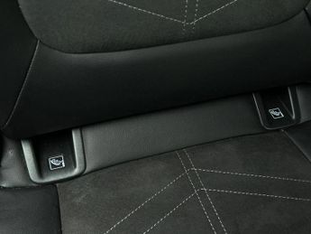 Vauxhall Grandland 1.2 Turbo Ultimate SUV 5dr Petrol Auto Euro 6 (s/s) (130 ps)