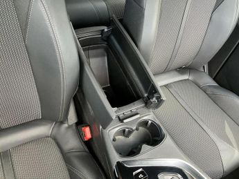 Peugeot 3008 1.6 Hybrid4 300 GT Premium 5dr e-EAT8