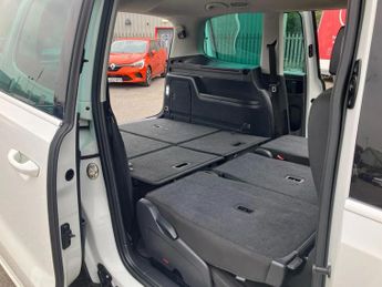 Volkswagen Sharan 2.0 TDI SCR 150 SE 5dr DSG