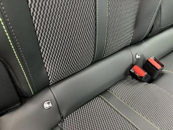 Peugeot 208 1.2 Hybrid 100 GT 5dr e-DSC6