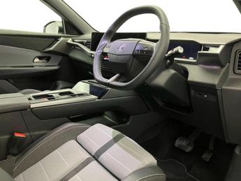 Vauxhall Grandland 157kW GS 73kWh 5dr Auto
