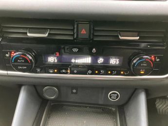 Nissan Qashqai 1.3 DiG-T MH 158 Tekna 5dr Xtronic