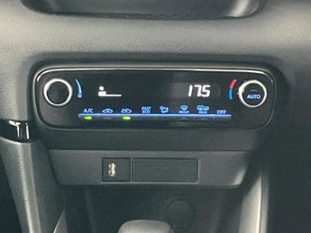 Mazda 2 Hybrid 1.5i Hybrid Pure 5dr CVT