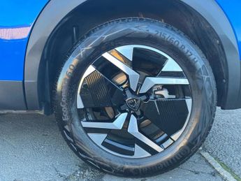 Peugeot 2008 100kW Allure 50kWh 5dr Auto