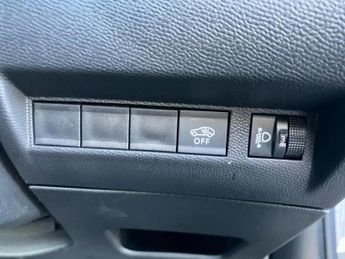 Peugeot 2008 100kW Allure 50kWh 5dr Auto