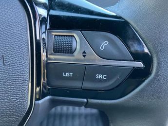 Peugeot 2008 100kW Allure 50kWh 5dr Auto