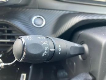 Peugeot 2008 100kW Allure 50kWh 5dr Auto
