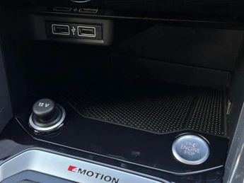 Volkswagen T-Roc 2.0 TSI 4MOTION SEL 5dr DSG