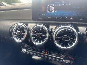 Mercedes-Benz Cla Class CLA 180 AMG Line Premium + Night Ed 4dr Tip Auto