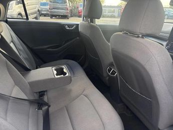 Hyundai Ioniq 1.6 GDi Plug-in Hybrid Premium 5dr DCT