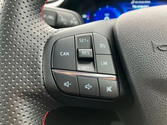 Ford Puma 1.0 EcoBoost Hybrid mHEV ST-Line 5dr DCT