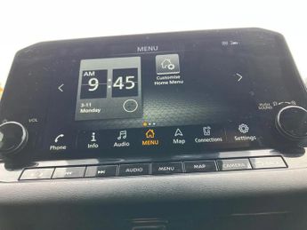 Nissan Qashqai 1.3 DiG-T MH 158 N-Connecta 5dr Xtronic