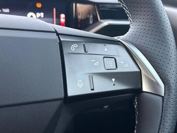 Vauxhall Grandland 157kW GS 73kWh 5dr Auto