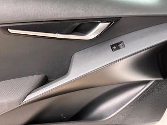 Kia Niro 1.6 GDi 127 Hybrid 2 Nav 5dr DCT