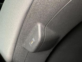 Kia Niro 1.6 GDi 127 Hybrid 2 Nav 5dr DCT