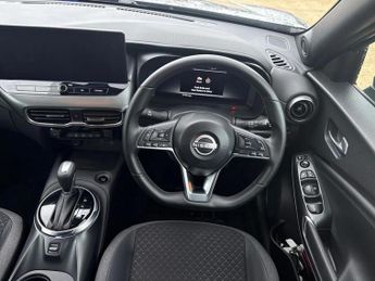 Nissan Juke 1.6 Hybrid N-Connecta 5dr Auto