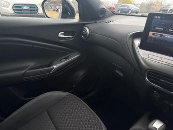 Nissan Juke 1.6 Hybrid N-Connecta 5dr Auto