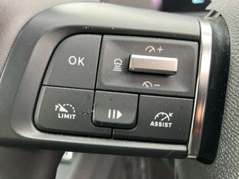 Citroen C4 100kW Shine Plus 50kWh 5dr Auto