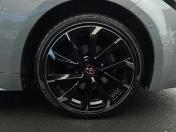 Toyota Corolla 2.0 VVT-i Hybrid GR Sport 5dr CVT