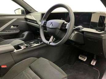 Vauxhall Astra 1.2 Turbo 130 Ultimate 5dr Auto