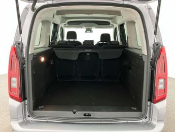 Vauxhall Combo Life Combo Life 100kW Ultimate XL 50kWh 5dr Auto Estate