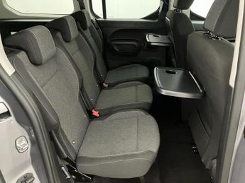 Vauxhall Combo Life Combo Life 100kW Ultimate XL 50kWh 5dr Auto Estate