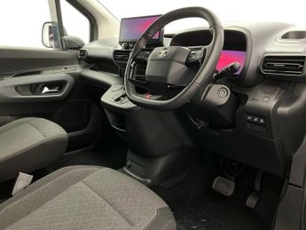 Vauxhall Combo Life Combo Life 100kW Ultimate XL 50kWh 5dr Auto Estate