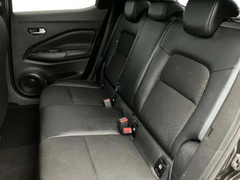 Nissan Juke 1.6 Hybrid N-Connecta 5dr Auto