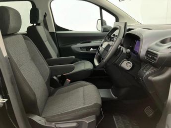 Vauxhall Combo Life Combo Life 100kW Ultimate XL 50kWh 5dr Auto Estate