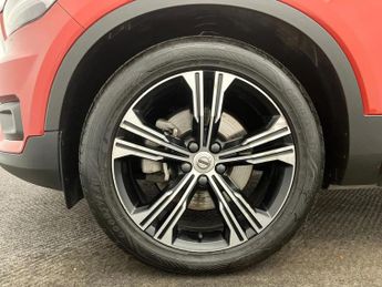 Volvo Xc40 2.0 B4P Inscription Pro 5dr Auto