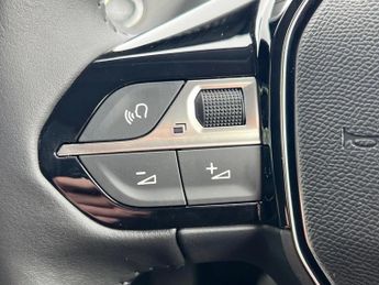 Peugeot 208 100kW E-Style 50kWh 5dr Auto