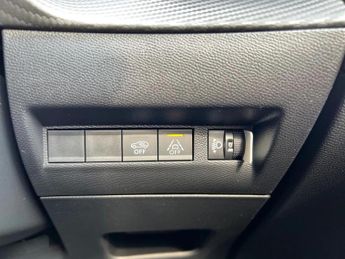 Peugeot 208 100kW E-Style 50kWh 5dr Auto