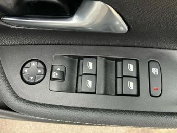 Vauxhall Mokka 100kW Ultimate 50kWh 5dr Auto