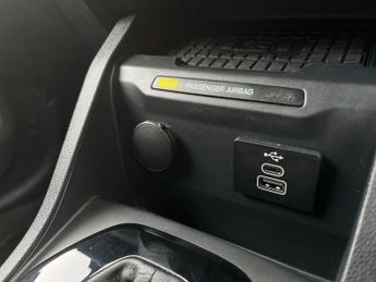 Ford Transit Courier 1.0 EcoBoost 125ps Active Van Auto