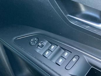 Peugeot 3008 1.2 PureTech Allure Premium+ 5dr EAT8