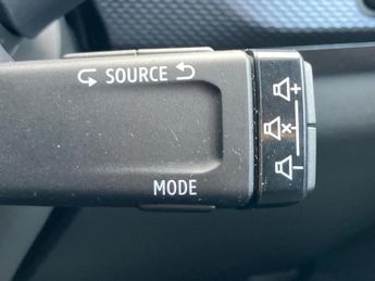 Renault Arkana 1.6 E-TECH Hybrid 145 Iconic 5dr Auto