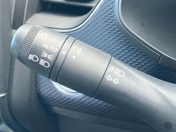 Renault Arkana 1.6 E-TECH Hybrid 145 Iconic 5dr Auto