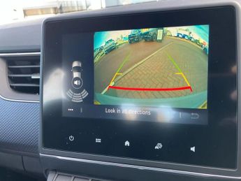 Renault Arkana 1.6 E-TECH Hybrid 145 Iconic 5dr Auto